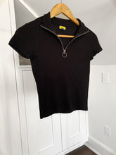Load image into Gallery viewer, O-Ring Quarter Zip Tee
