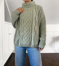 Load image into Gallery viewer, *Seafoam Cable Sweater (NWT)
